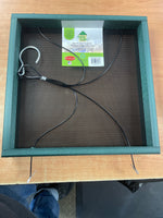 Going Green platform feeder
